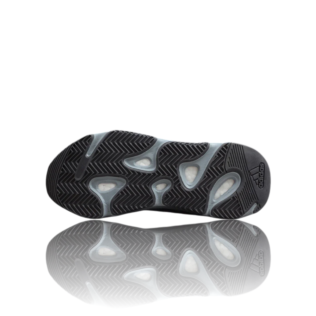 Yzy 700 V2 'Hospital Blue'