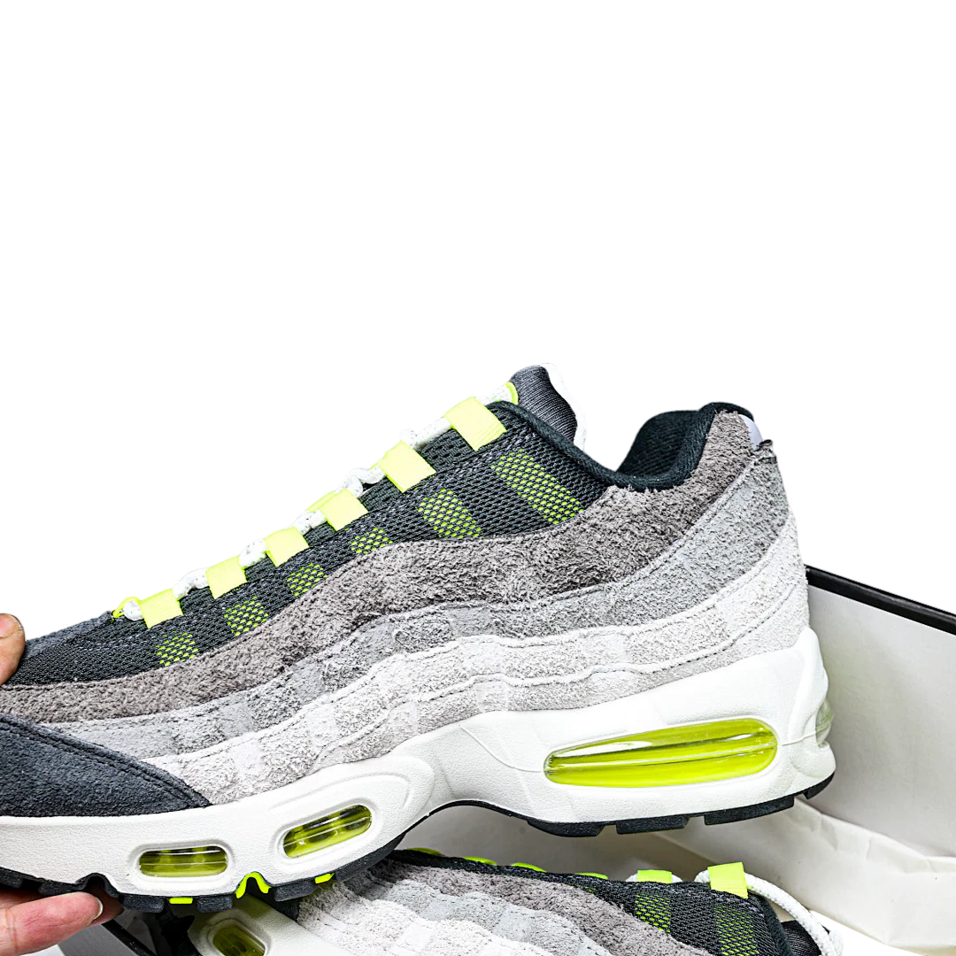 AM95 OG 'Reverse Gradient Neon'