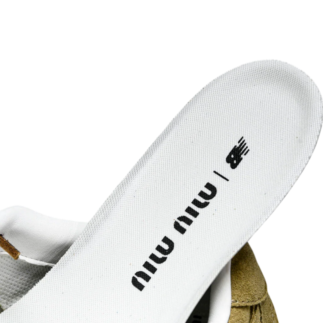 NB 530 SL x Miu Miu 'Ecru'