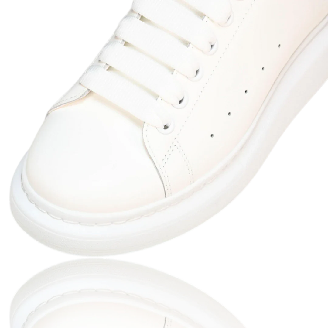 McQueen Oversized 'White Black'