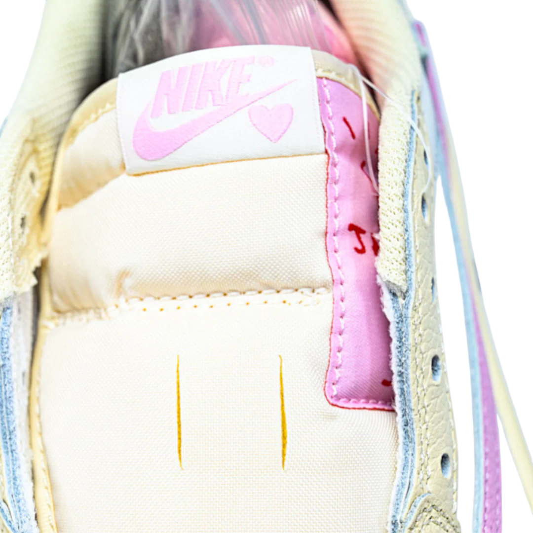 Travis Scott x AJ1 Low OG 'Muslin Shy Pink'