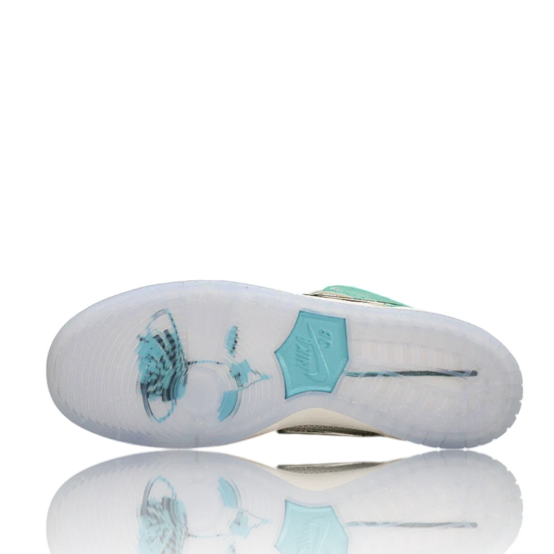April Skateboards x SB Dnk Low
