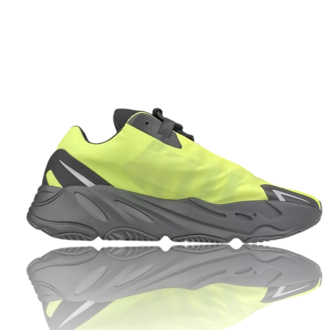 Yzy 700 MNVN 'Phosphor'