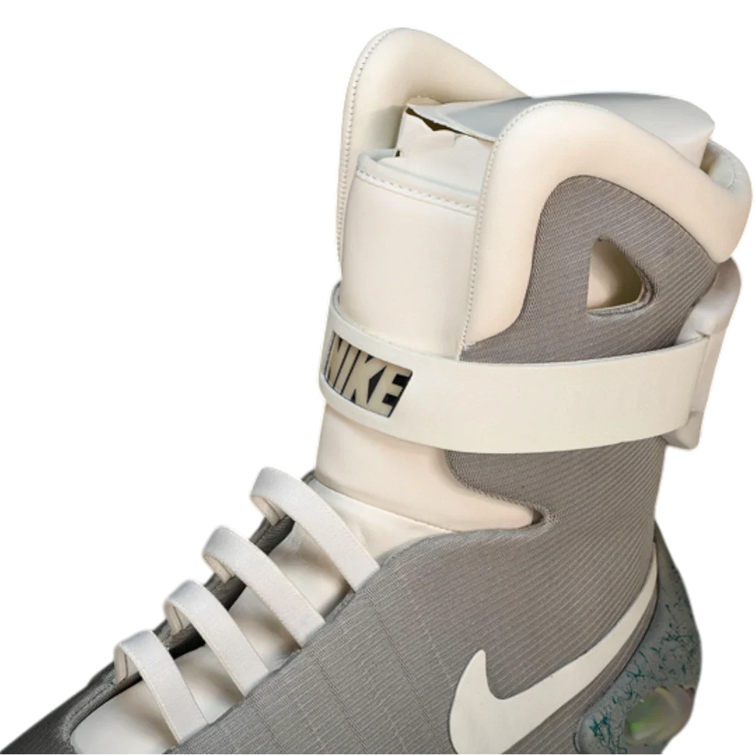 Air MAG Back To The Future (Auto-Lacing) 2016