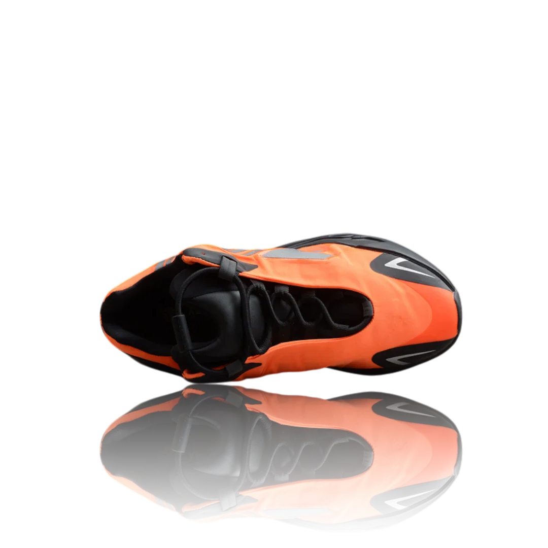 Yzy 700 MNVN 'Orange'