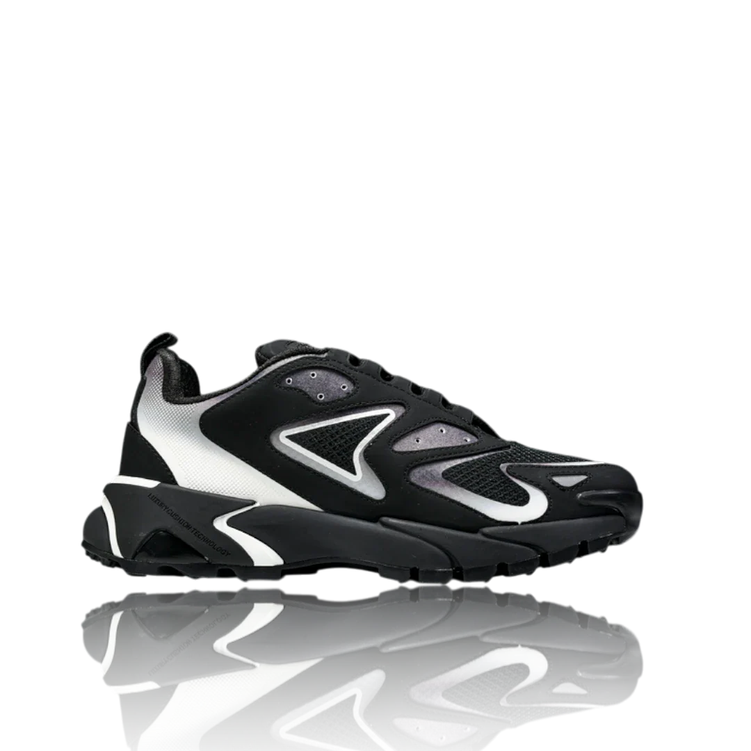 Louis Vuittоп Runner Tatic 'Black White'