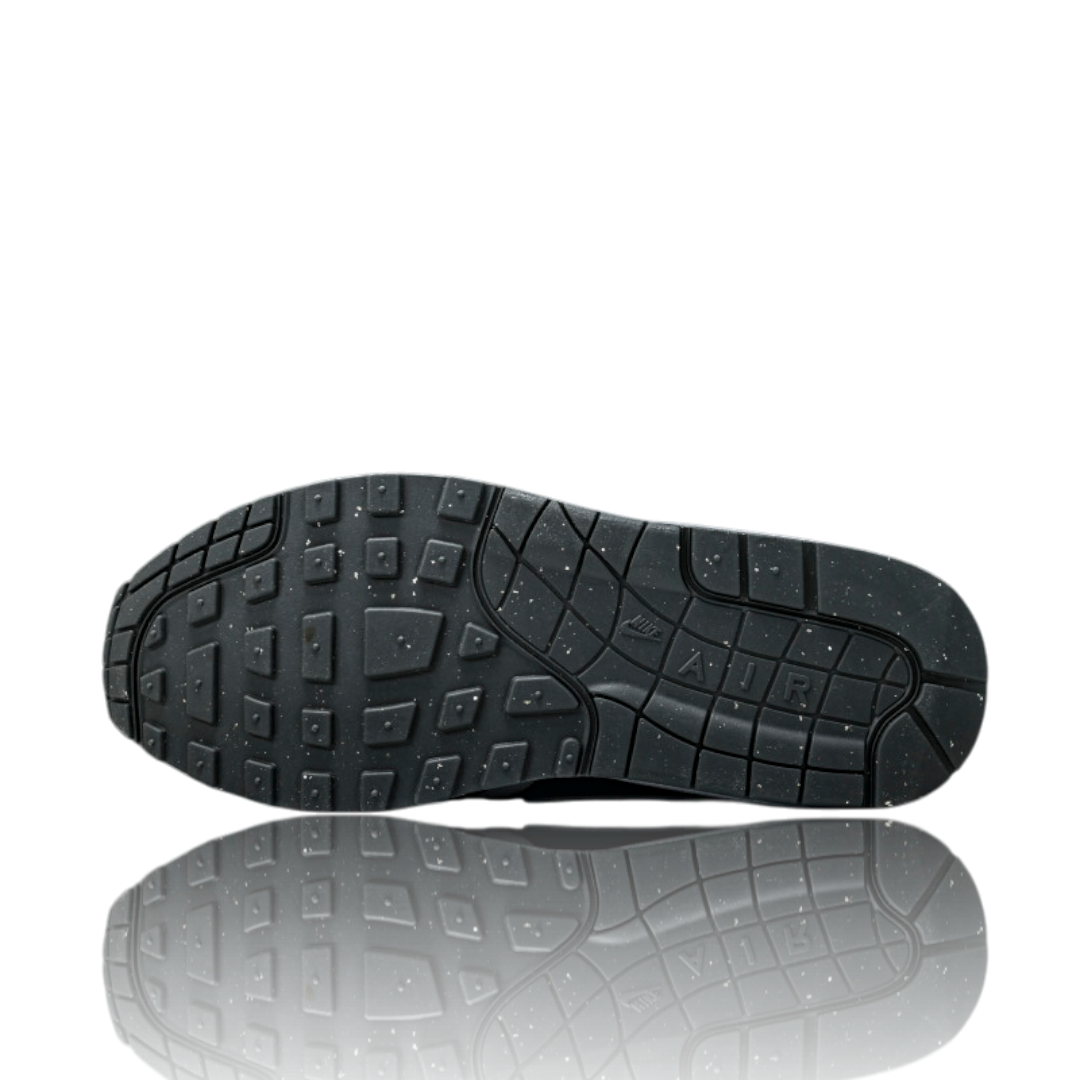 AM1 .SWOOSH Low Poly Big Head Mode