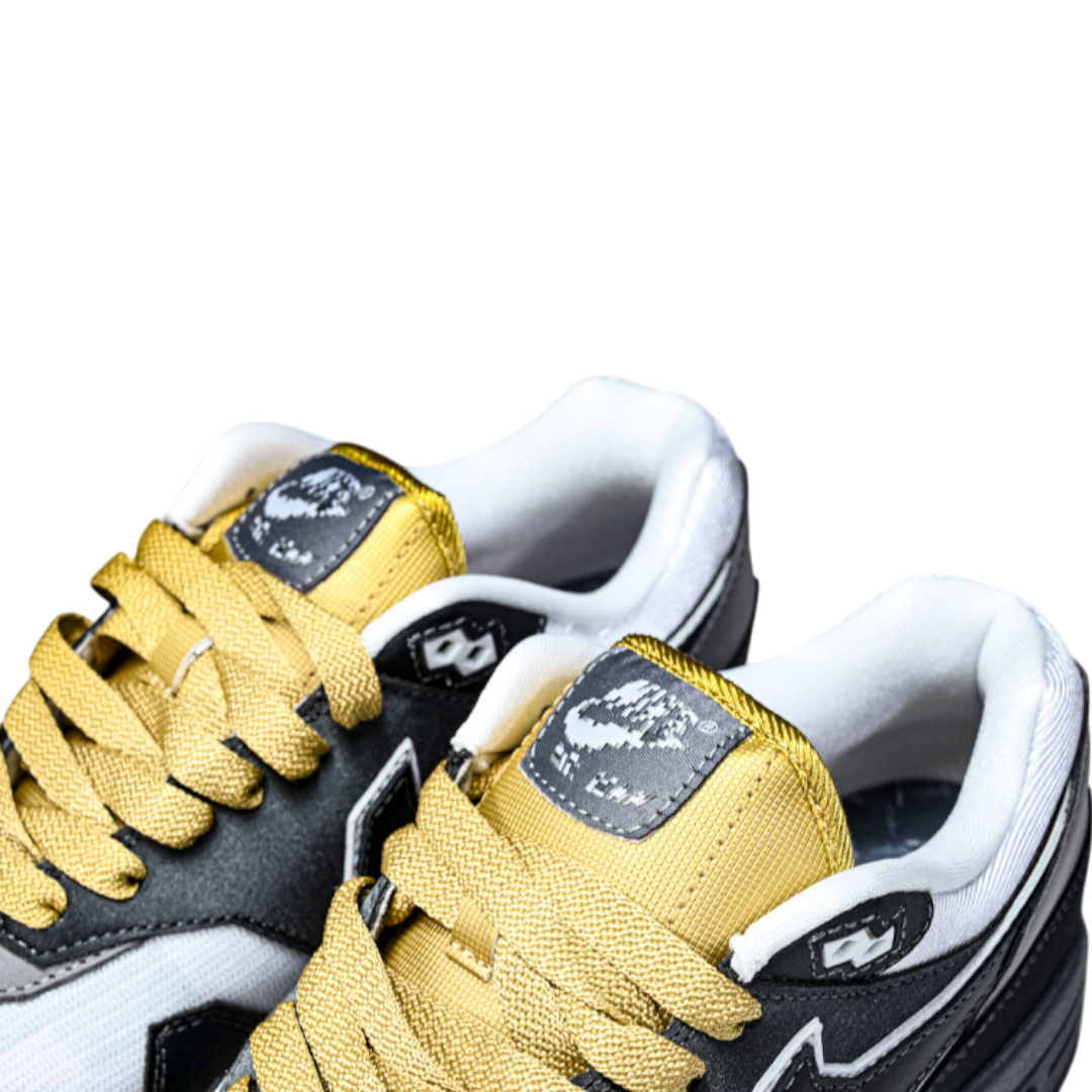 AM1 .SWOOSH Low Poly Big Head Mode