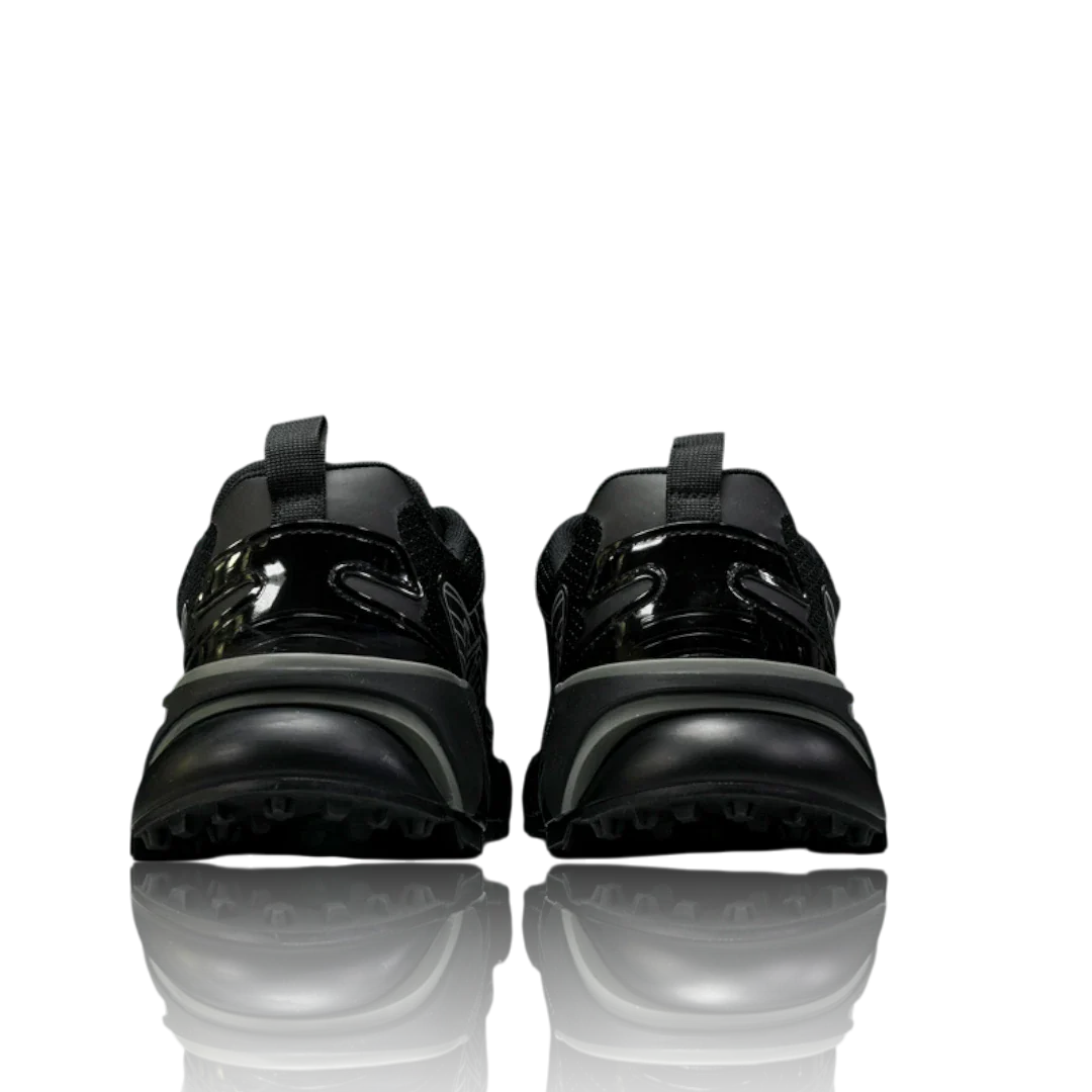 Louis Vuittоп Runner Tatic V2 'Black'