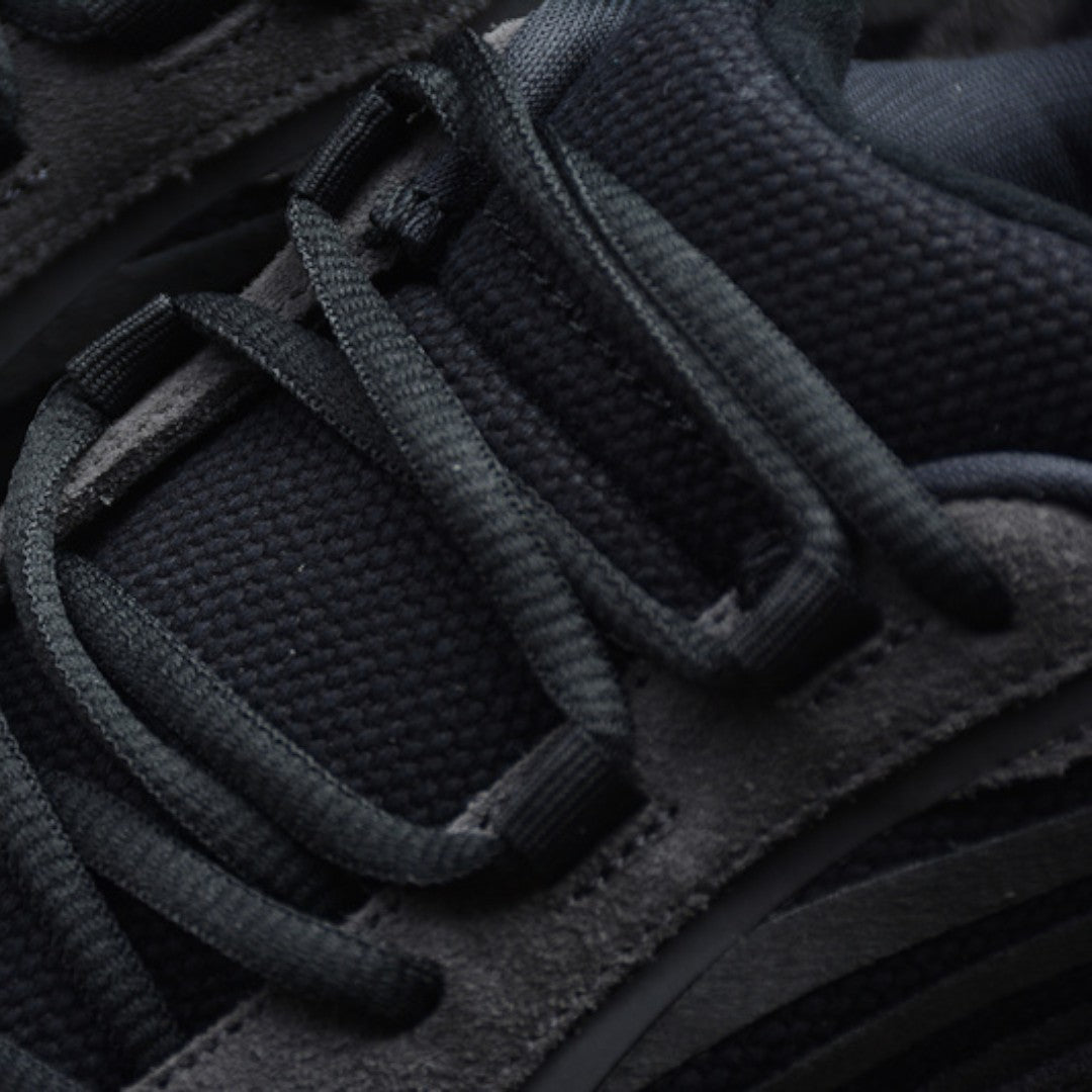 Yzy 700 V2 'Vanta'